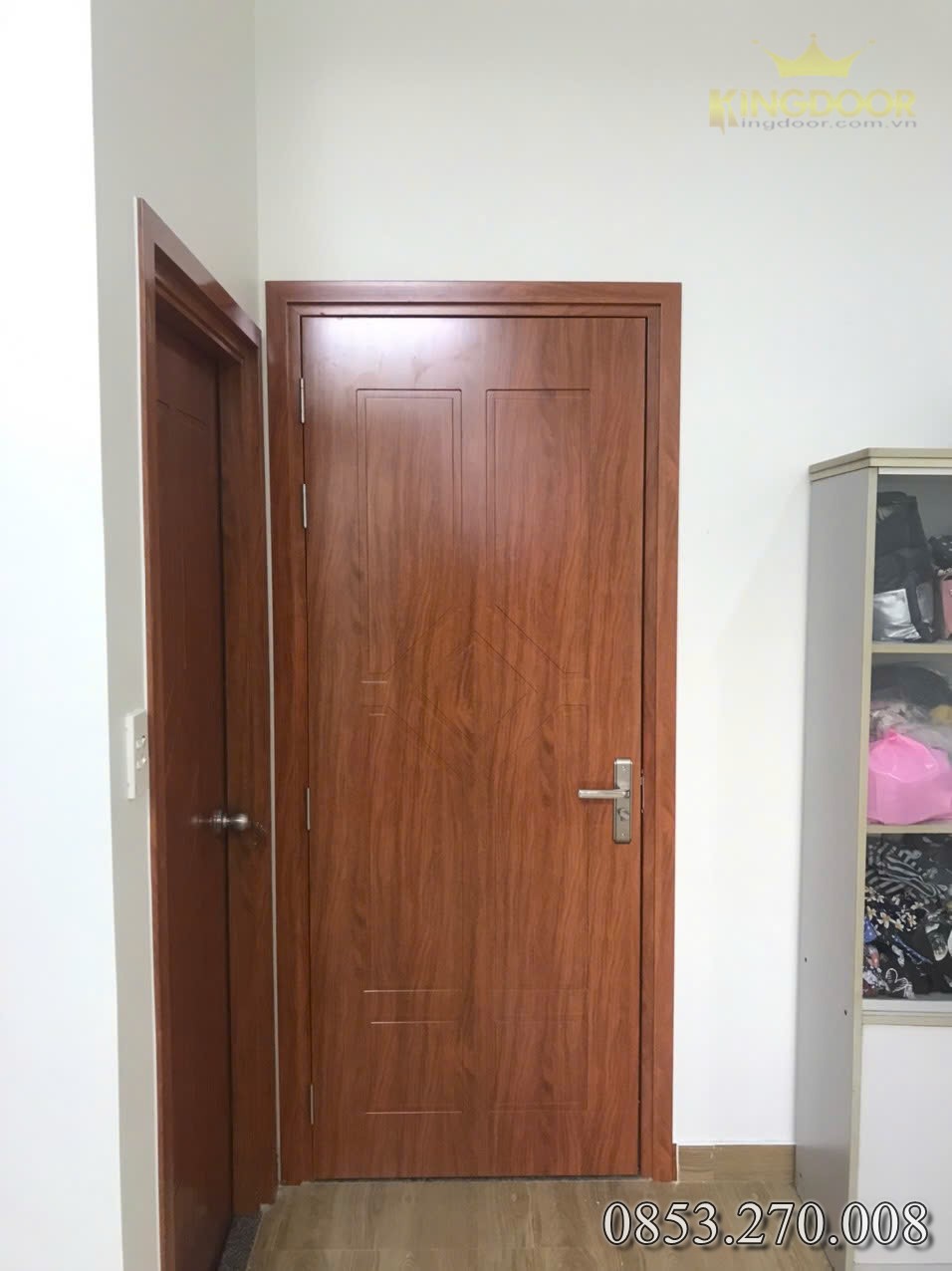 cửa nhựa Composite sơn vân gỗ Luxury